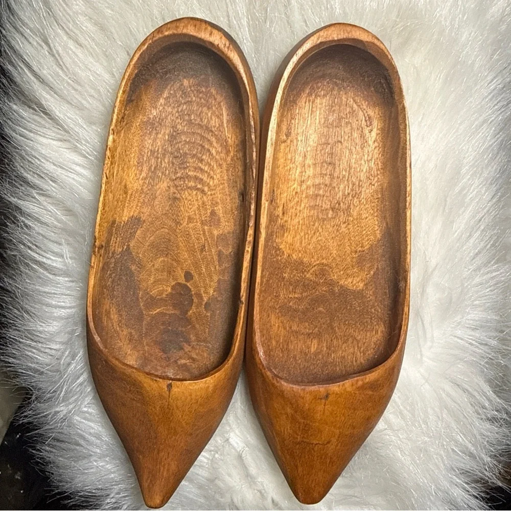 Vintage dutch clogs
